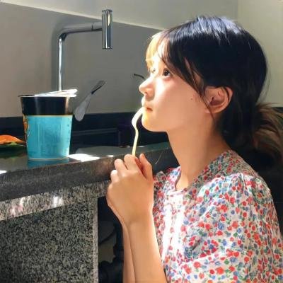 普通男女封面
